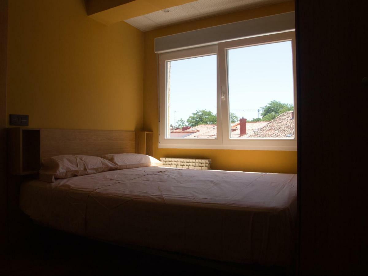 Jimena Apartment Burgo Екстериор снимка